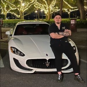 Meet your Posher, Jeffrey